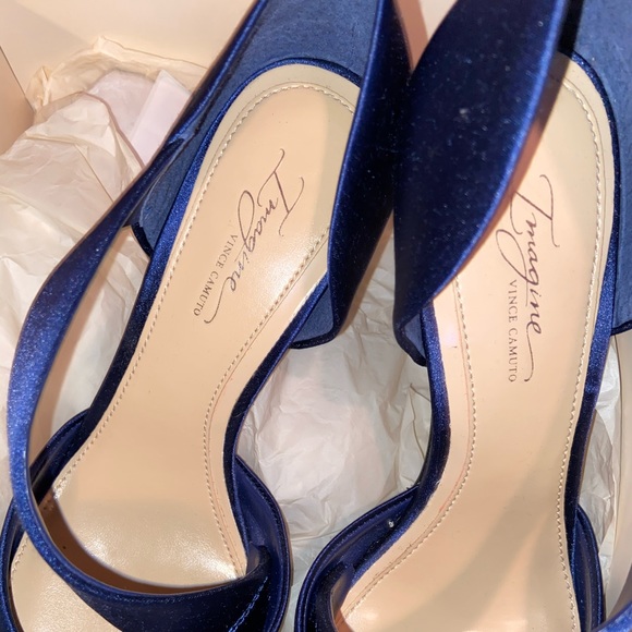 Heels - Picture 4 of 6